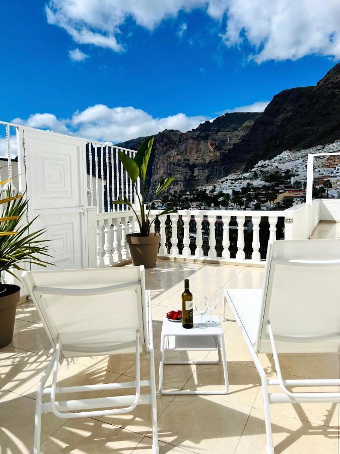 Luxury Penthouse With Breathtaking Views And Huge Private Terraces Apartment Puerto de Santiago  Luaran gambar