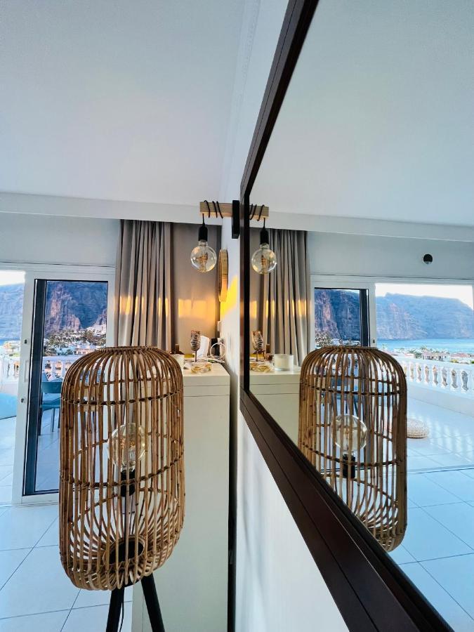 Luxury Penthouse With Breathtaking Views And Huge Private Terraces Apartment Puerto de Santiago  Luaran gambar