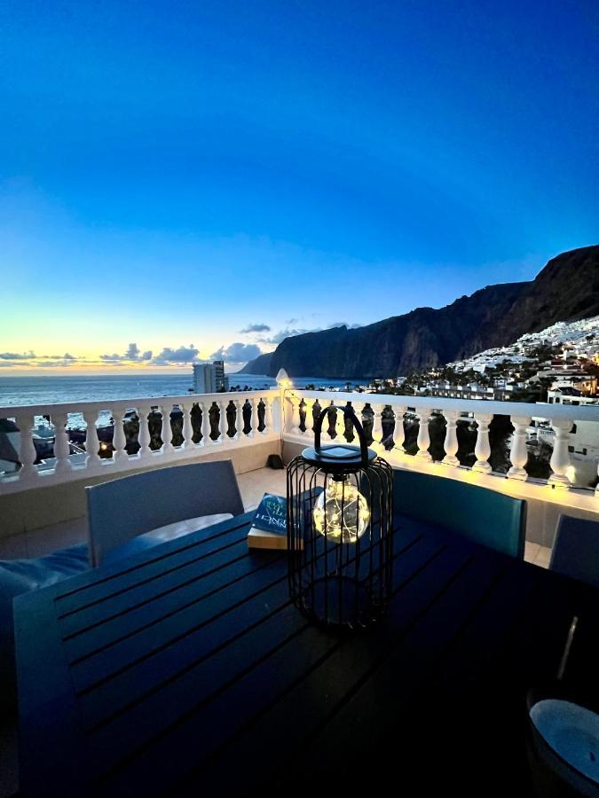 Luxury Penthouse With Breathtaking Views And Huge Private Terraces Apartment Puerto de Santiago  Luaran gambar
