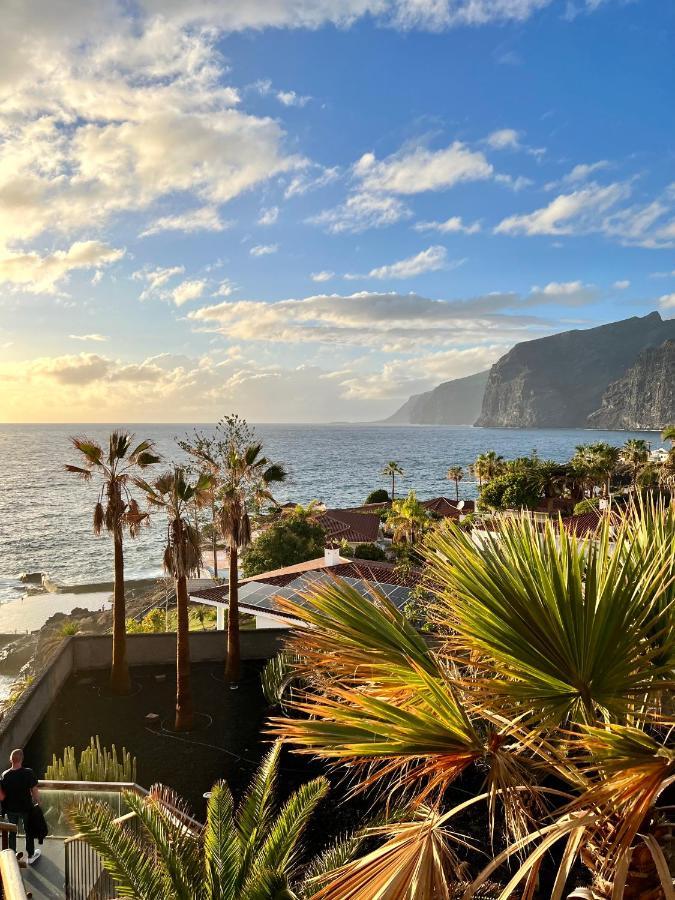 Luxury Penthouse With Breathtaking Views And Huge Private Terraces Apartment Puerto de Santiago  Luaran gambar