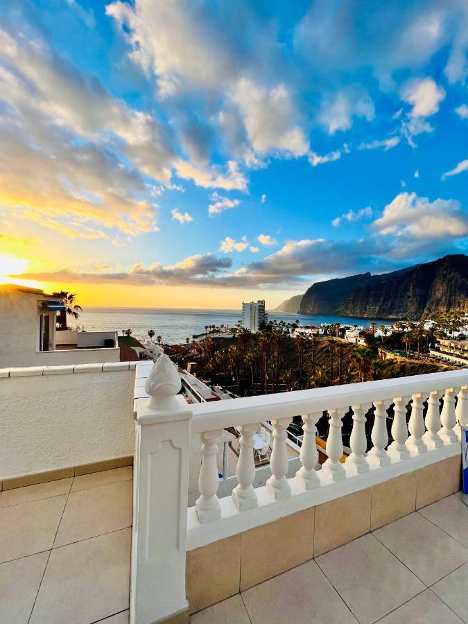 Luxury Penthouse With Breathtaking Views And Huge Private Terraces Apartment Puerto de Santiago  Luaran gambar